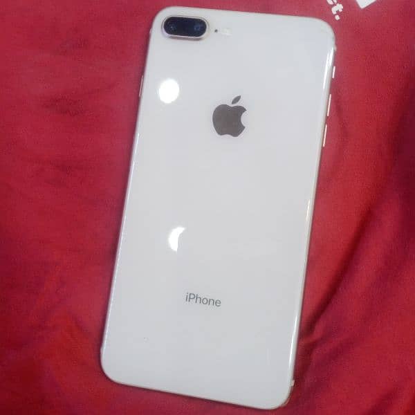 iphone 8+ brand new condition 1