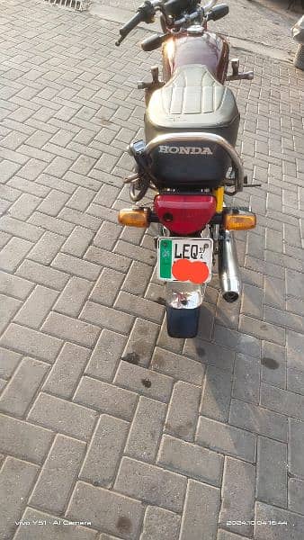 Honda 70cc 2019 model Lahore number lush condition single hand used 1