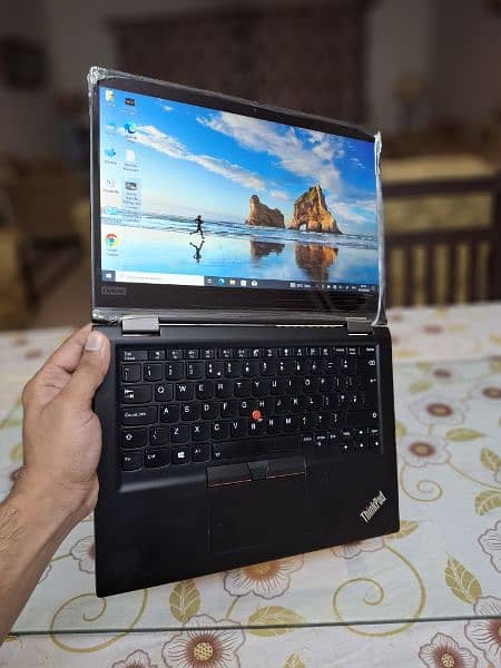 Lenovo ThinkPad Yoga x390
With Stylus Core i5
Gen 8th
RAM 8GB
SSD 256 14