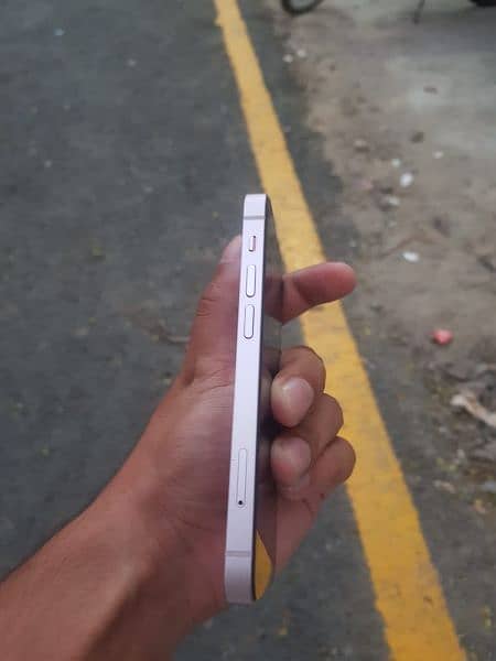 iphone 13 mini 1