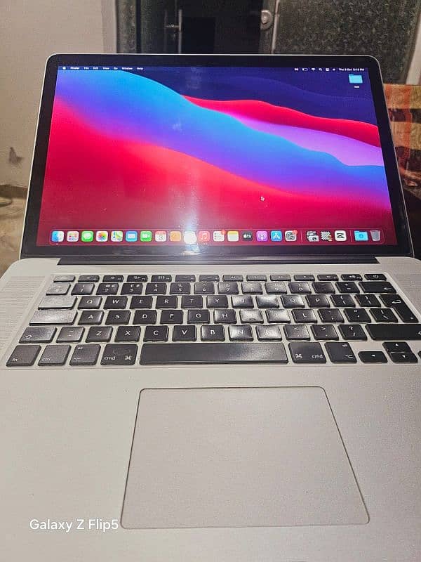 MacBook Pro (Retina, 15 - inch, mid 2015) 0