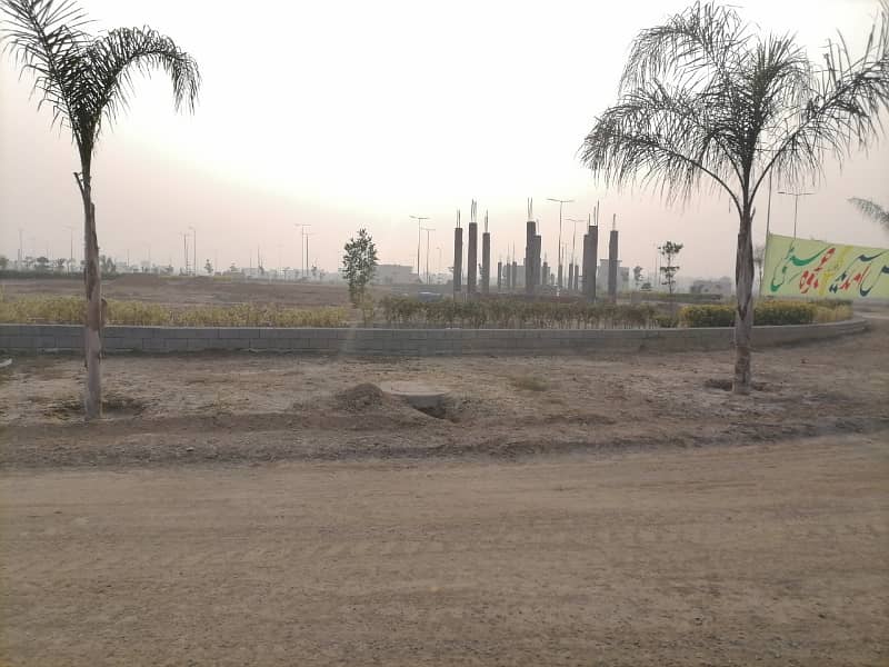 Spacious Residential Plot Is Available For Sale In Ideal Location Of Ajwa City 10