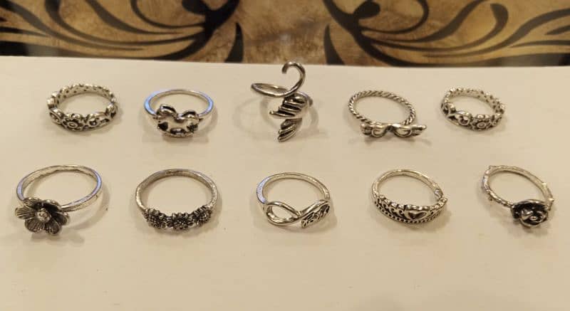 Set of 10 rings 1