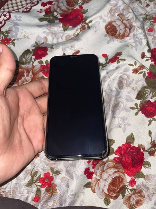 iphone 11 pro PTA APPROVED 1