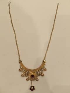 Artificial gold necklace 0