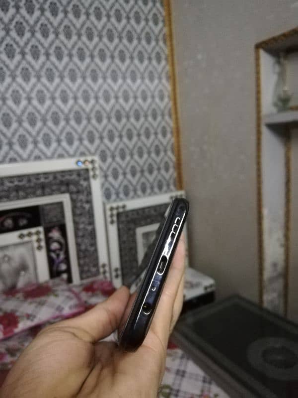 oppo F11 8