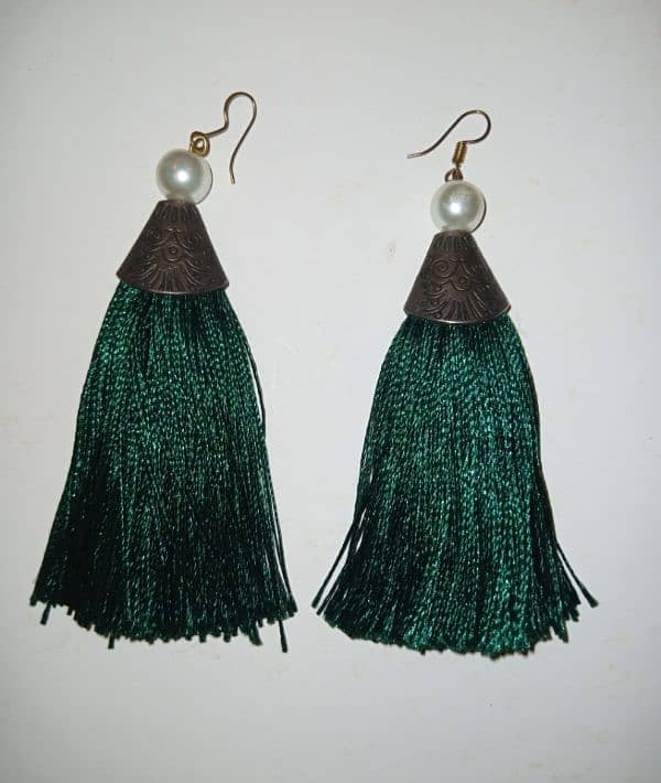 Green earrings 0