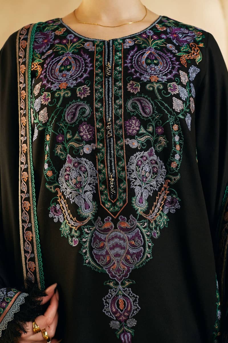 https://sadaatsilko. com/products/zara-shahjahan-karandi-zw24-5b 3