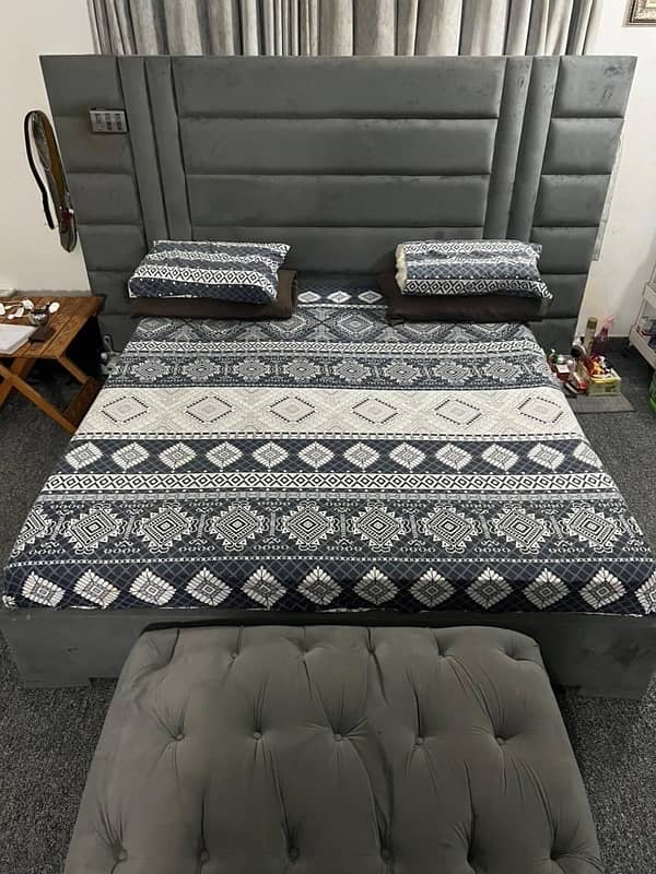 grey valvit fabric bed 2