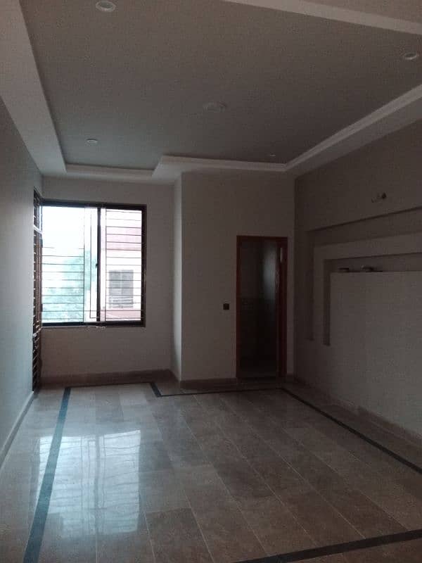 Separate Upper Portion For Rent  Sahafi Colony Canal Road Harbanspura 1