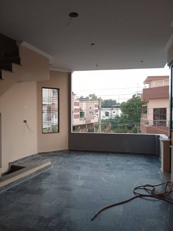 Separate Upper Portion For Rent  Sahafi Colony Canal Road Harbanspura 4