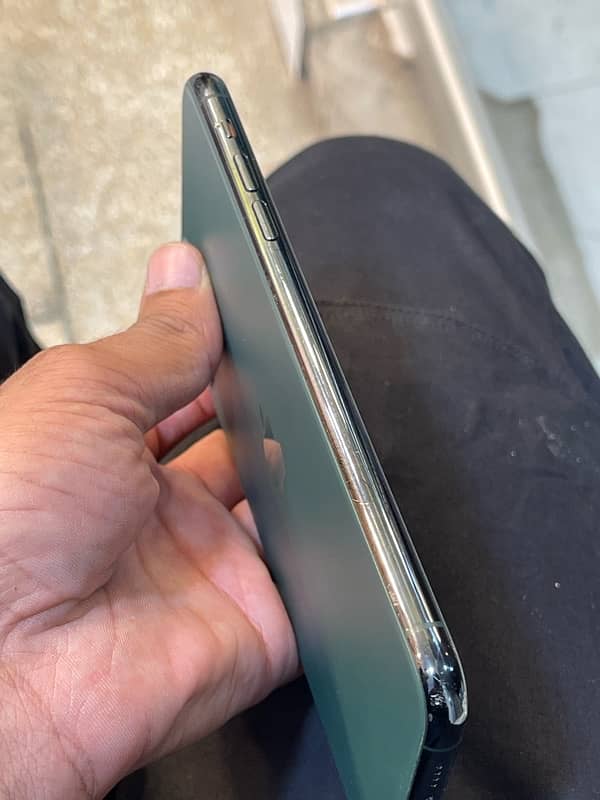 iPhone 11 Pro Max NON PTA 2