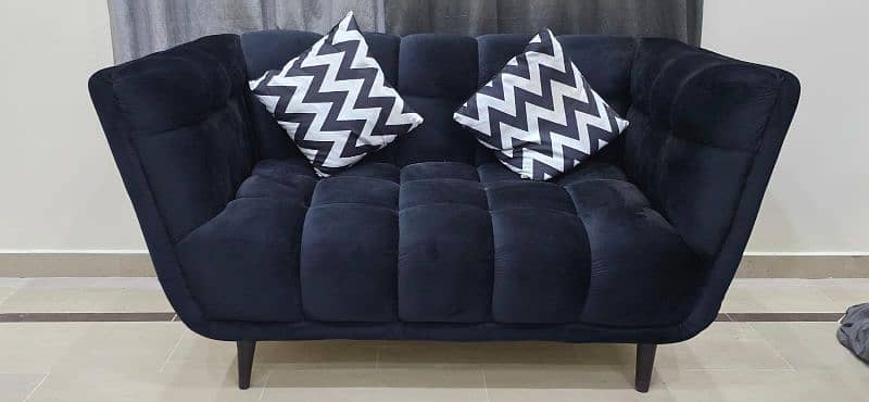 BRAND NEW SOFA SET 1