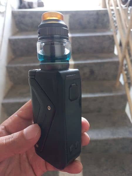 Geekvape Squonk mod 100W 9