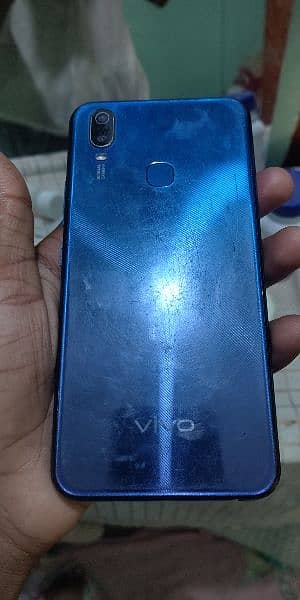 vivo y 11 3 32 only panel change he condition 10 by 8 he 8