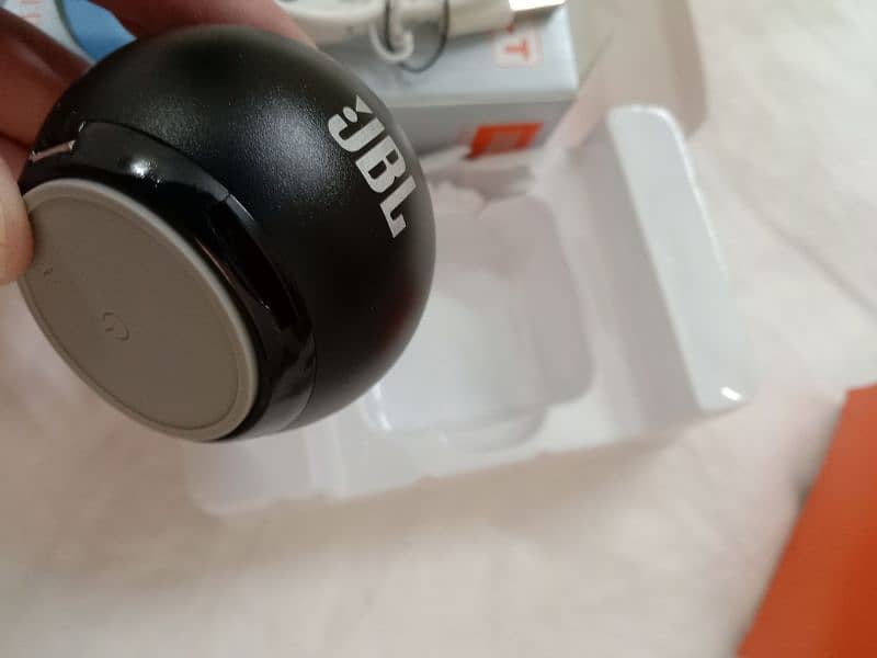 JBL MT-3 Mini portable speaker 2