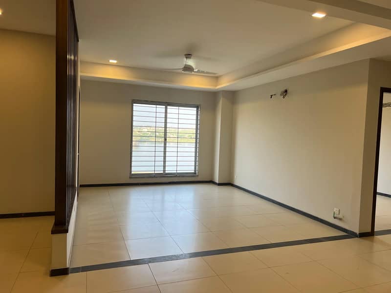 3bed Corner Apartment For Sale In D17/2 Islamabad 7