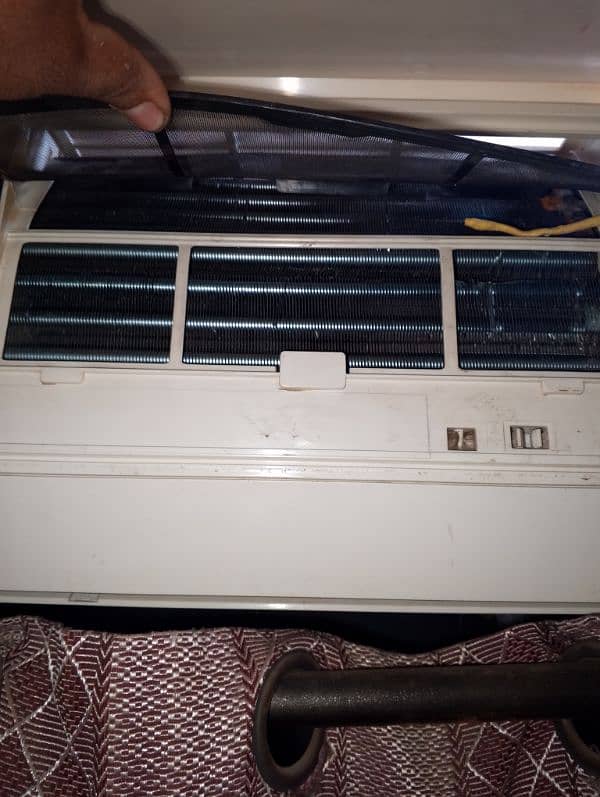 1ton ac non inverter dawlnice for sale no open no rap 1