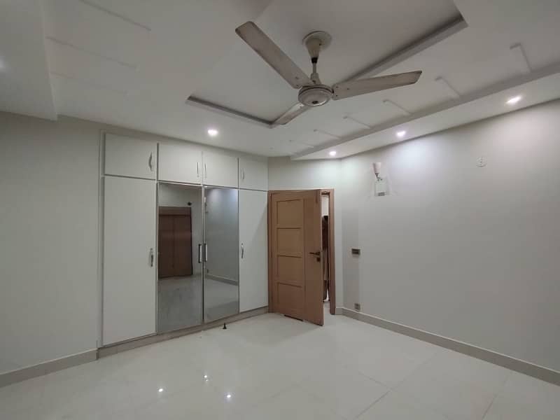 1 KANAL UPPER PORTION HOUSE FOR RENT IN BAHRIA TOWN LAHORE 8