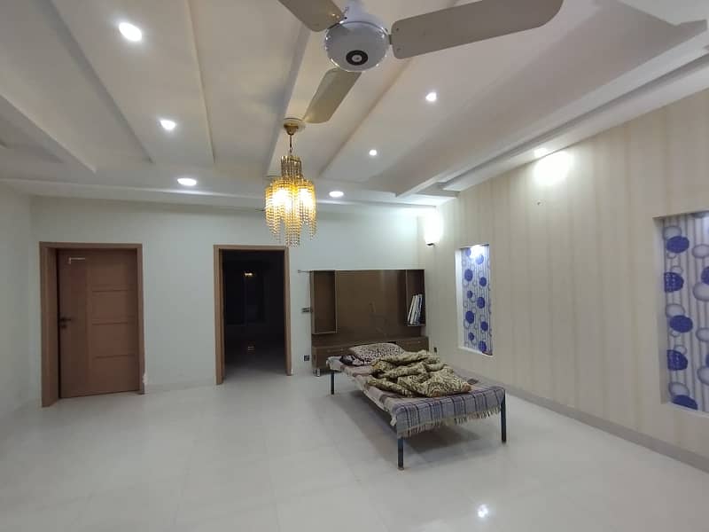 1 KANAL UPPER PORTION HOUSE FOR RENT IN BAHRIA TOWN LAHORE 11