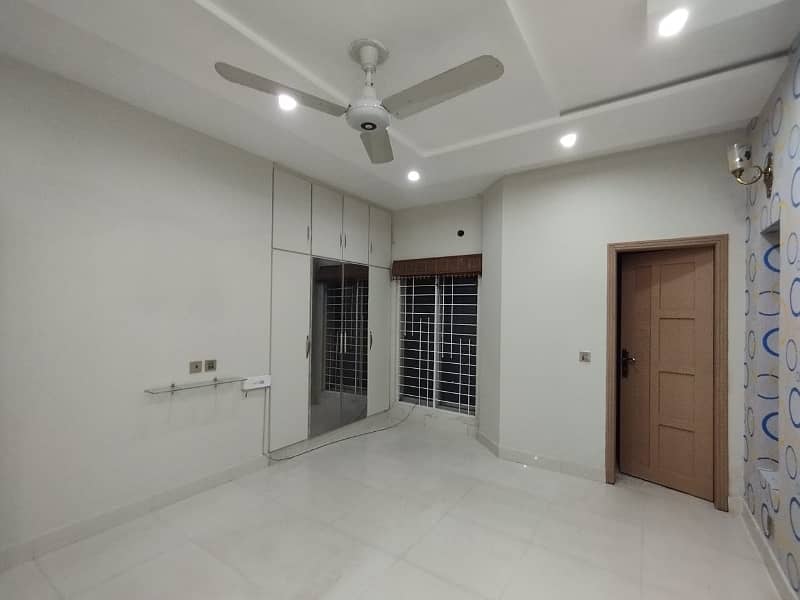 1 KANAL UPPER PORTION HOUSE FOR RENT IN BAHRIA TOWN LAHORE 14