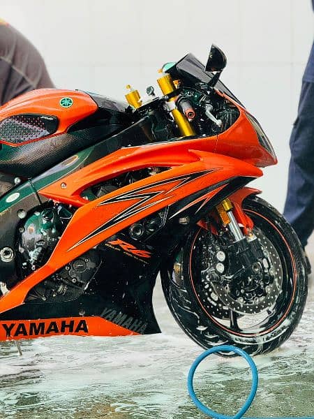 Yamaha R6 2009 3