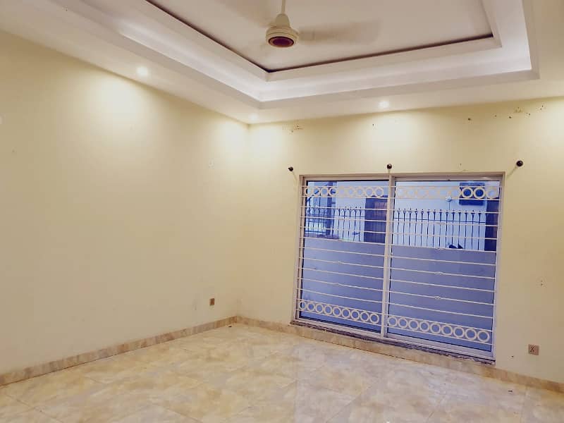 1 KANAL LOWER PORTION HOUSE FOR RENT IN BAHRIA TOWN LAHORE 8