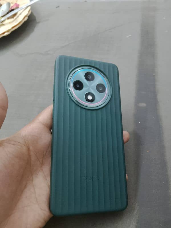 oppo reno 12F 5G 0