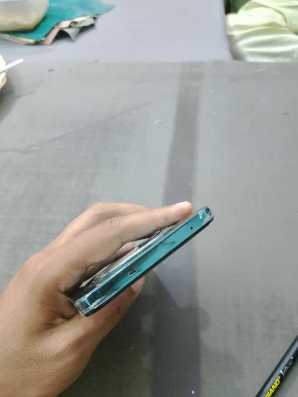 oppo reno 12F 5G 4