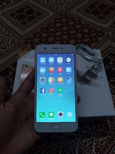 oppo a57 4gb 64gb urgent sale 03121415869 4