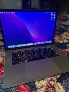 Apple MacBook Pro 2017 for sale