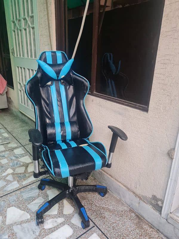 Gaming chair 1