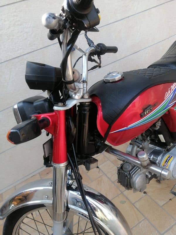 Honda CD 70 2013 17