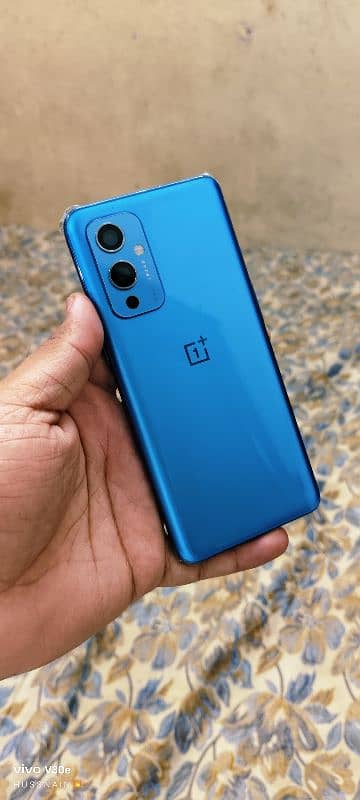 OnePlus 9 (12-256) 6