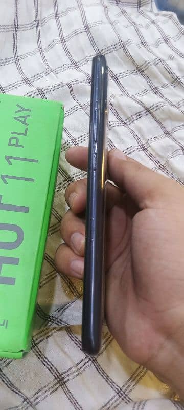 Infinix HOT 11 play 3