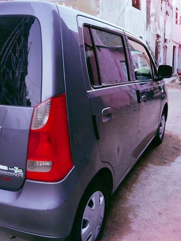 Suzuki Wagon R 2018 5