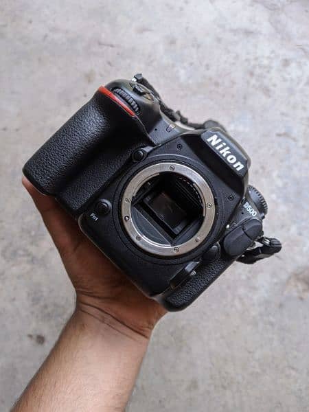 Nikon D500  Body (Touch Screen+ 4k Video) 0