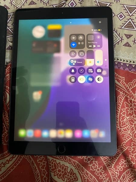 iPad 7th gen (32gb) read add 4