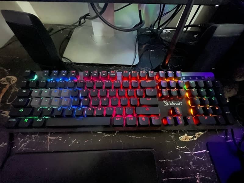 Bloody B500N RGB Keyboard 1