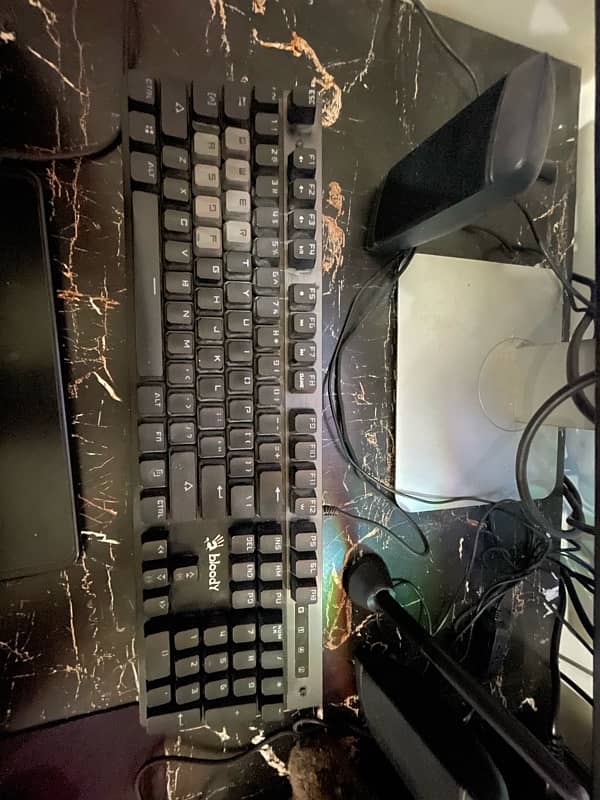 Bloody B500N RGB Keyboard 9