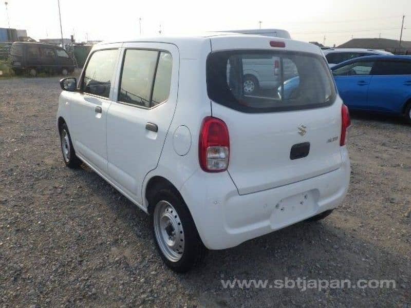 Suzuki Alto 2023 3