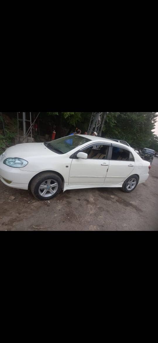 Toyota Corolla 2.0 D 2005 2.0 D SALOON 11