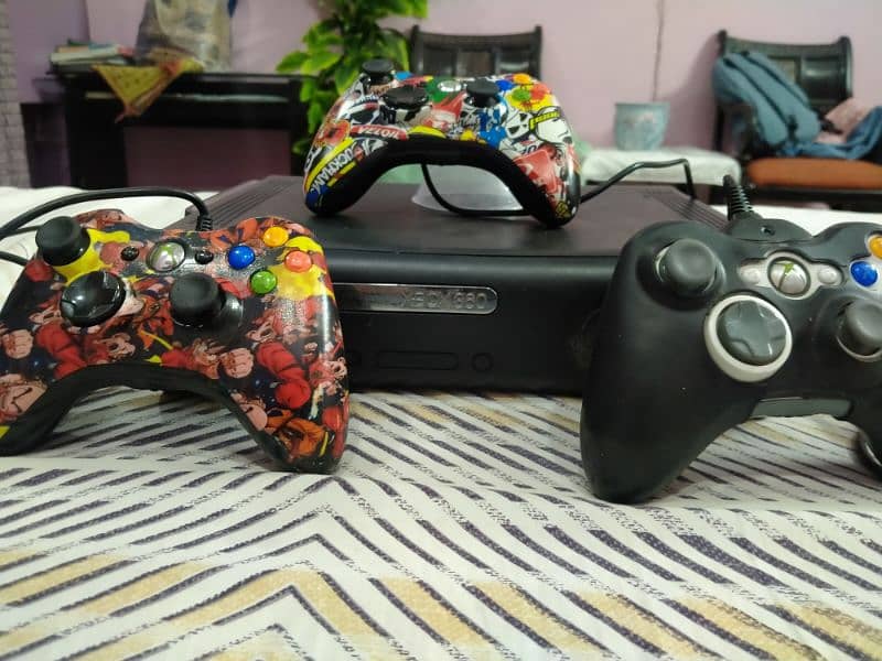 x box 360 with 3 x controllers 1