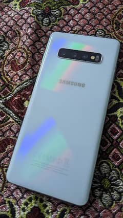 Samsung S10 Plus 0