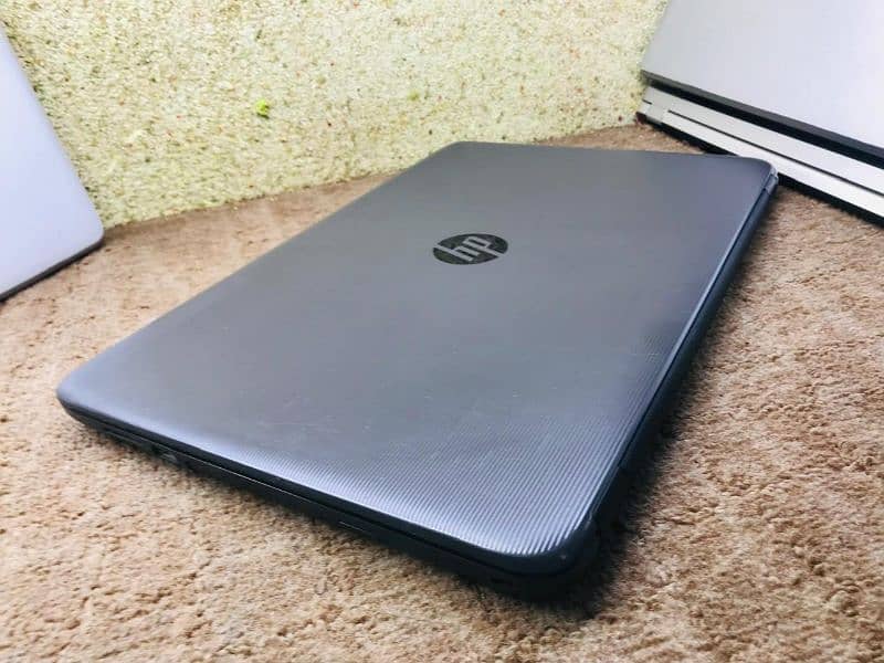 HP Notebook Slim Sleek 250/G5 i5/6th Gen 6