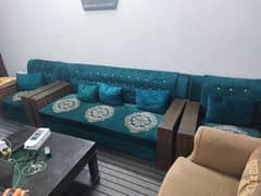 5 seater sofa set available