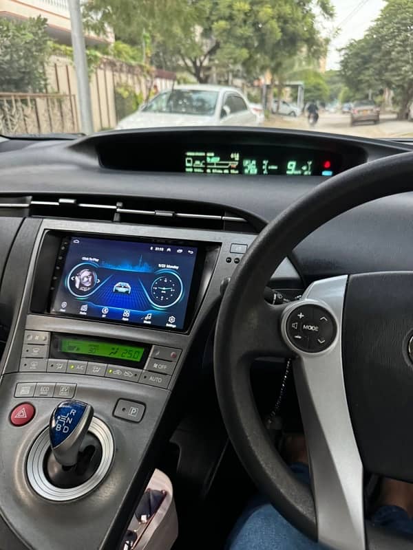 Toyota Prius 2014 8