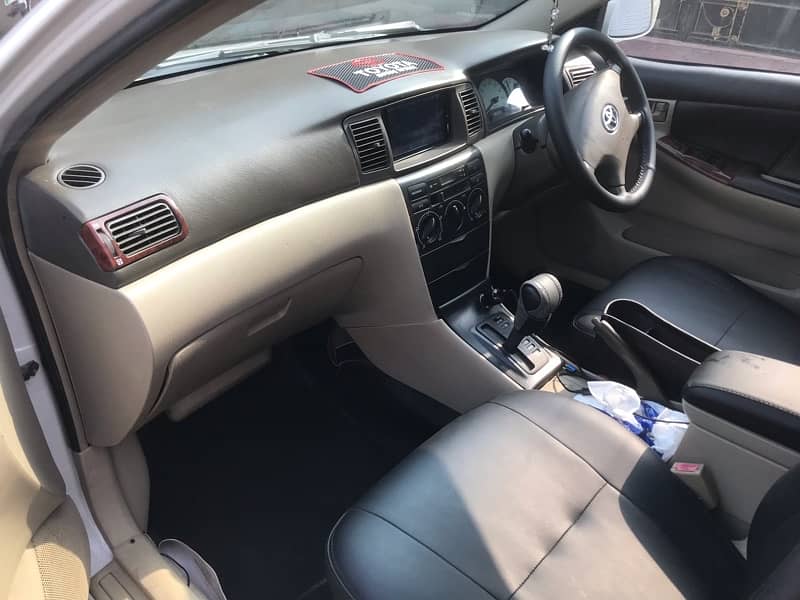 Toyota Corolla Altis 2005 13