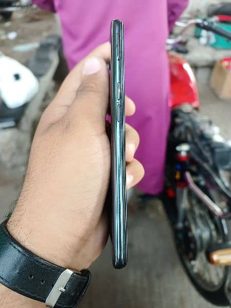 Oppo Reno 5 with Box and charger 6