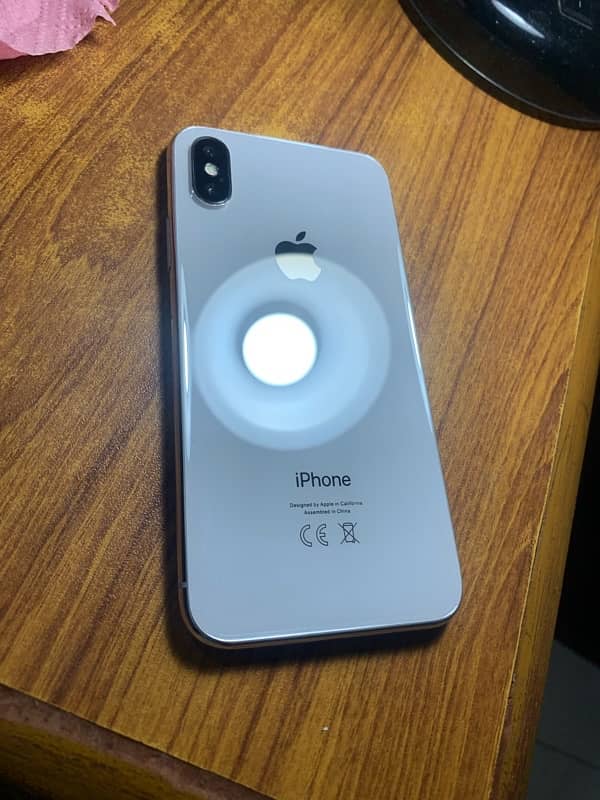 iPhone x 64 Non PTA 1